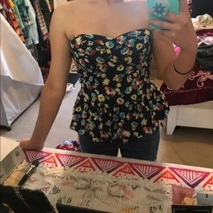 Floral Peplum Top💙💛❤️